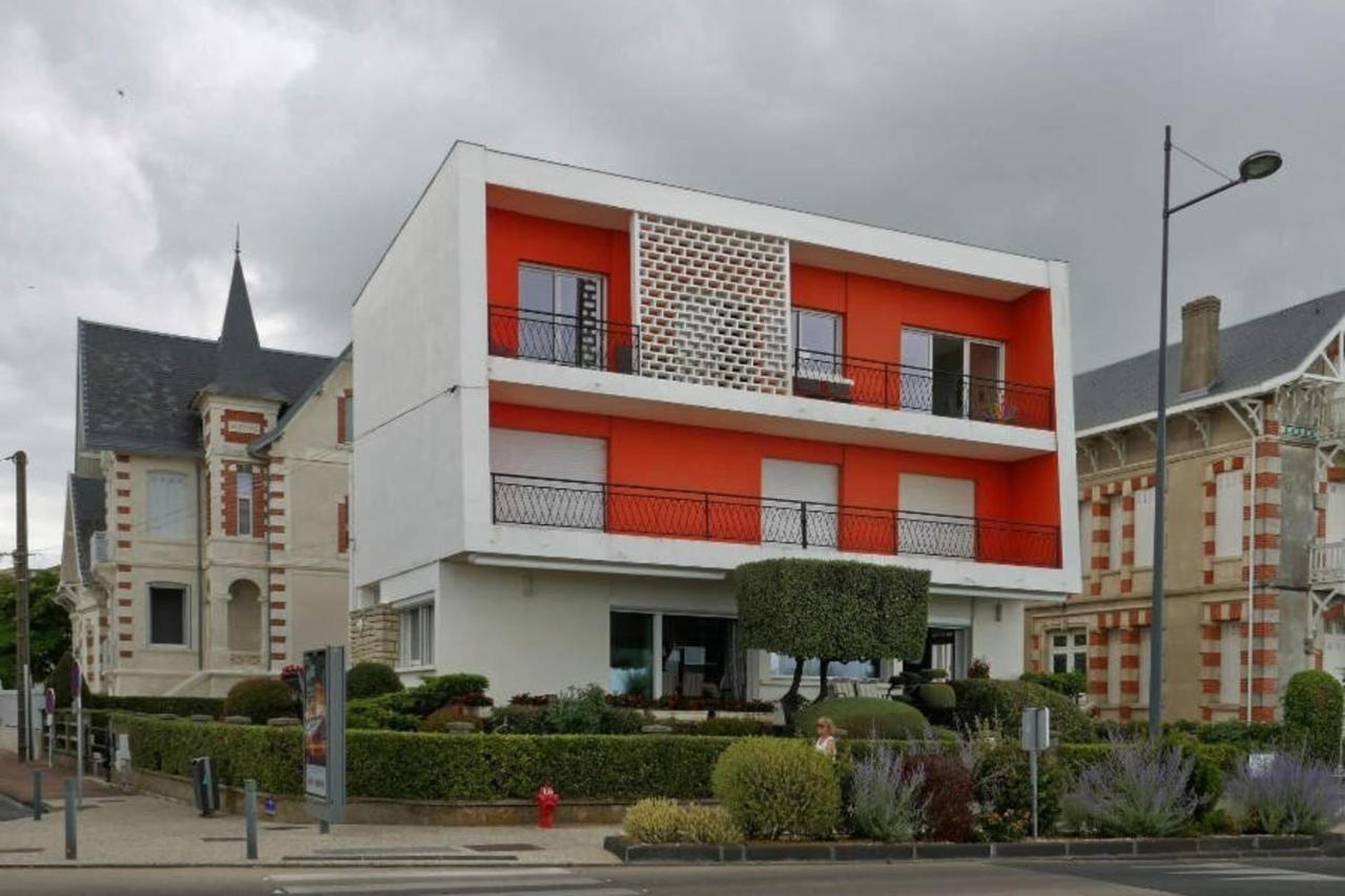 "Le Globetrotter" Royan Centre, Parking Prive Exterior foto